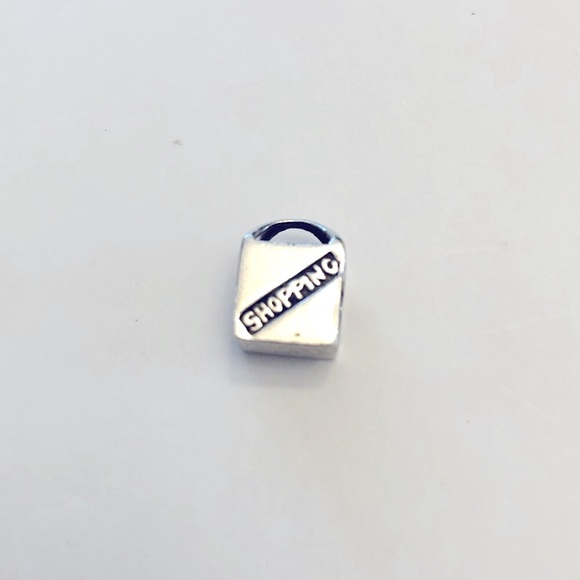 Chamilia Shopping Bag Sterling Silver 925 Charm Bead Reverses to Star Retired - Picture 2 of 3